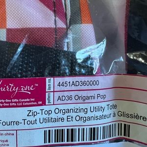 Thirty One Zip Top Organizing Utility Tote. Style : Origami Pop